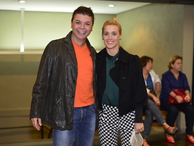David Brazil e Carolina Dieckmann em estreia de peça no Rio (Foto: André Muzell/ Ag. News)
