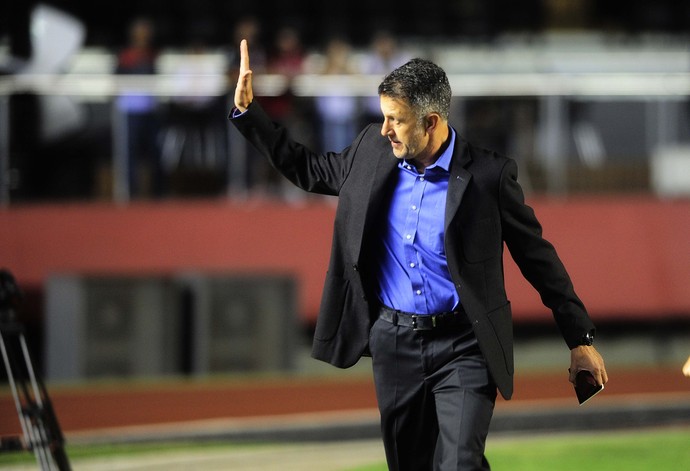 Juan Carlos Osorio São Paulo x Goiás Campeonato Brasileiro 2015 (Foto: Marcos Ribolli)