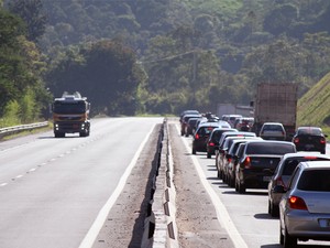 Com atraso, governo de SP entrega duplicação da Rodovia dos Tamoios (Foto: Carlos Santos/G1)