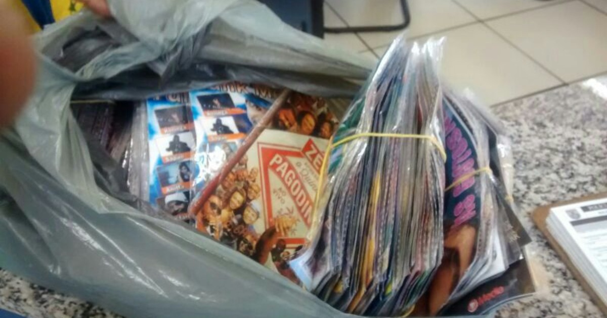 Polícia detém suspeito com CDs e DVDs piratas em Teresópolis, no ... - Globo.com