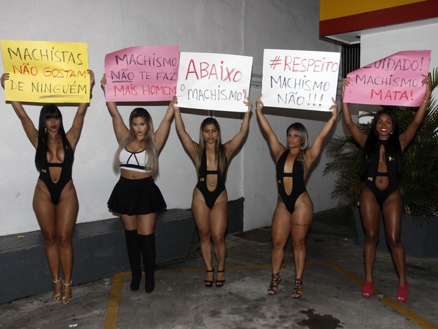 Musas protestam contra machismo (Foto: Celso Tavares / Ego)
