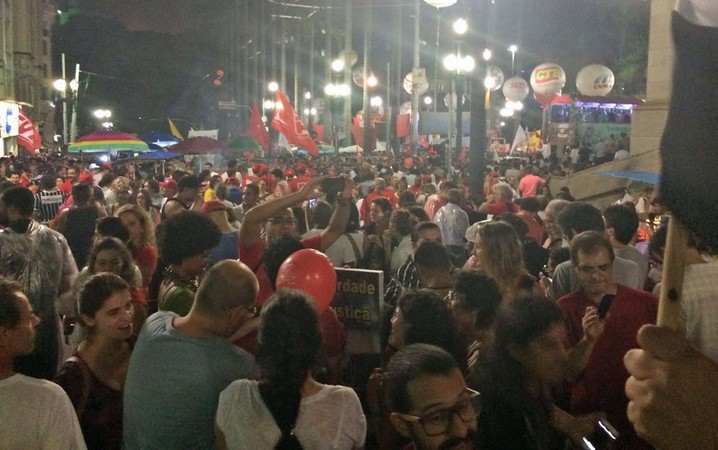 CUT estima 60 mil pessoas em ato no Centro de SP.
