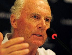 Beckenbauer em coletiva no premio Laureus (Foto: Getty Images)