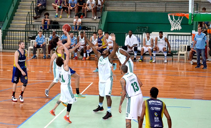 BASQUETE: Em preparação para o NBB, Palmeiras vence jogo-treino contra São José
