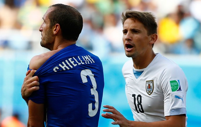 Chiellini Itália mordida Luis Suarez (Foto: Agência Reuters)
