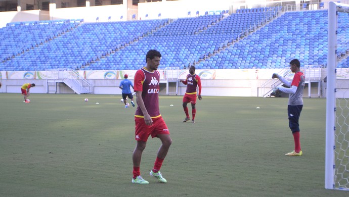 Edson Rocha, zagueiro do América-RN (Foto: Jocaff Souza/GloboEsporte.com)