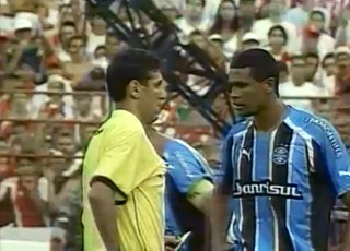 Zagueiro Pereira Grêmio Batalha dos Aflitos (Foto: Reprodução)
