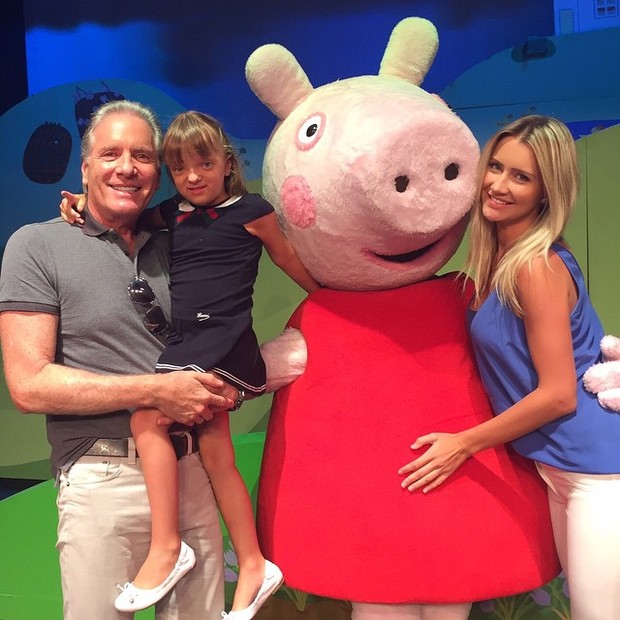 Roberto Justus com a filha, Rafaella, e Ana Paula Siebert (Foto: Instagram / Reprodução)