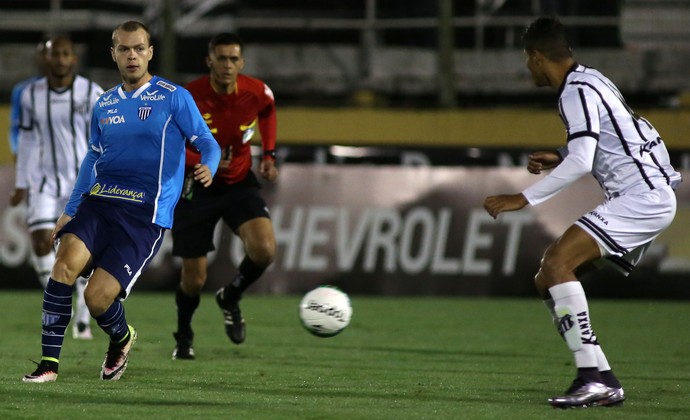 Bragantino x Avaí Série B (Foto: LUIS MOURA - AGÊNCIA ESTADO) Bragantino x Avaí Série B (Foto: LUIS MOURA - AGÊNCIA ESTADO)