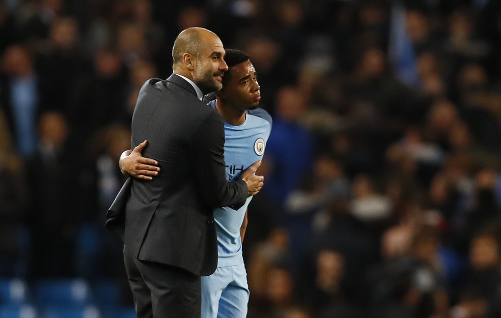 guardiola e gabriel jesus no manchester city (Foto: Reuters / Jason Cairnduff)