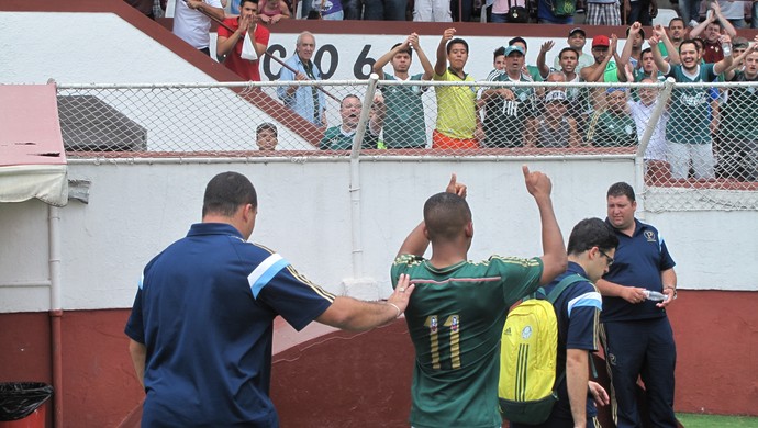Atacante sub-17 anima Verdão, mas técnico alerta: 