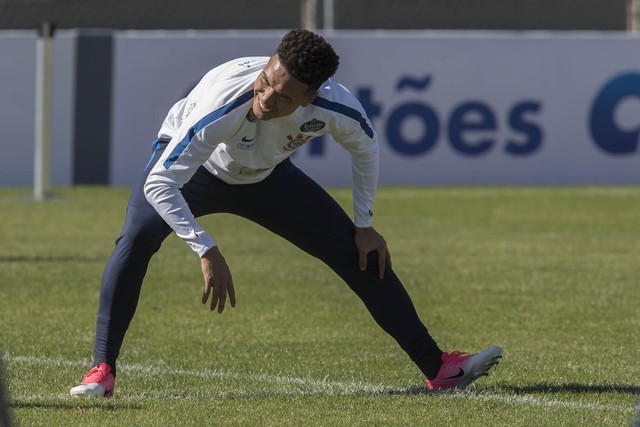 Sem lesão, Marquinhos Gabriel treina e é opção do Corinthians contra o Bahia
