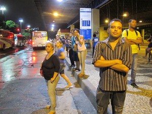 Rodrigo Silva Oliveira, morador de Niterói, sofreu com o trânsito (Foto: Gabriel Barreira/G1)