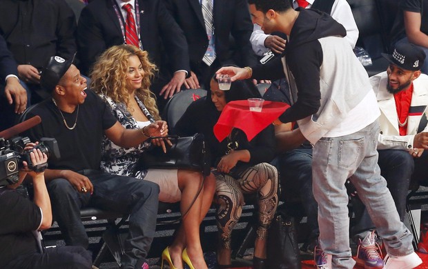 Beyonc Com O Marido Jay Z No NBA All Star Game Foto Reuters Beyonc Com O Marido Jay Z No NBA All Star Game Foto Reuters