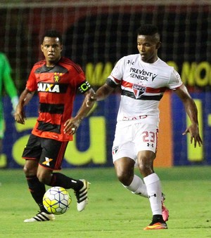 Rithely Sport (Foto: Marlon Costa/Pernambuco Press)