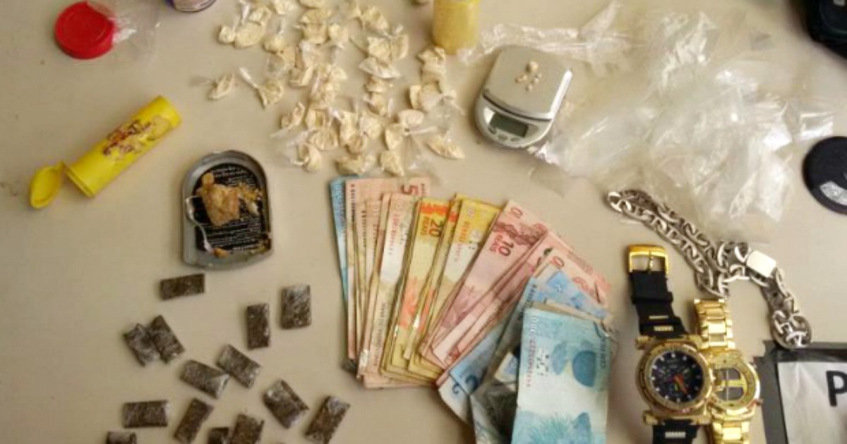 Jovem é preso com cocaína, maconha e crack em Três Rios, RJ - Globo.com