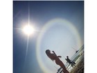 Carolina Portaluppi mostra suas curvas de biquíni na praia
