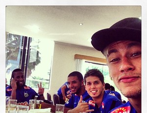 Neymar Patito Arouca Bruno Peres (Foto: Divulgação / Instagram)