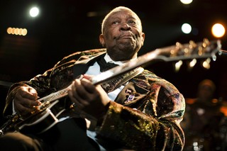 B.B. King durante apresentação no festival de Montreux, na Suíça, em julho de 2011 (Foto: Valentin Flauraud/ Reuters)