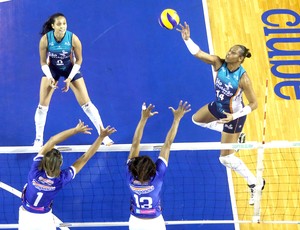 Minas X são Caetano - superliga feminina de vôlei (Foto: Orlando Bento)