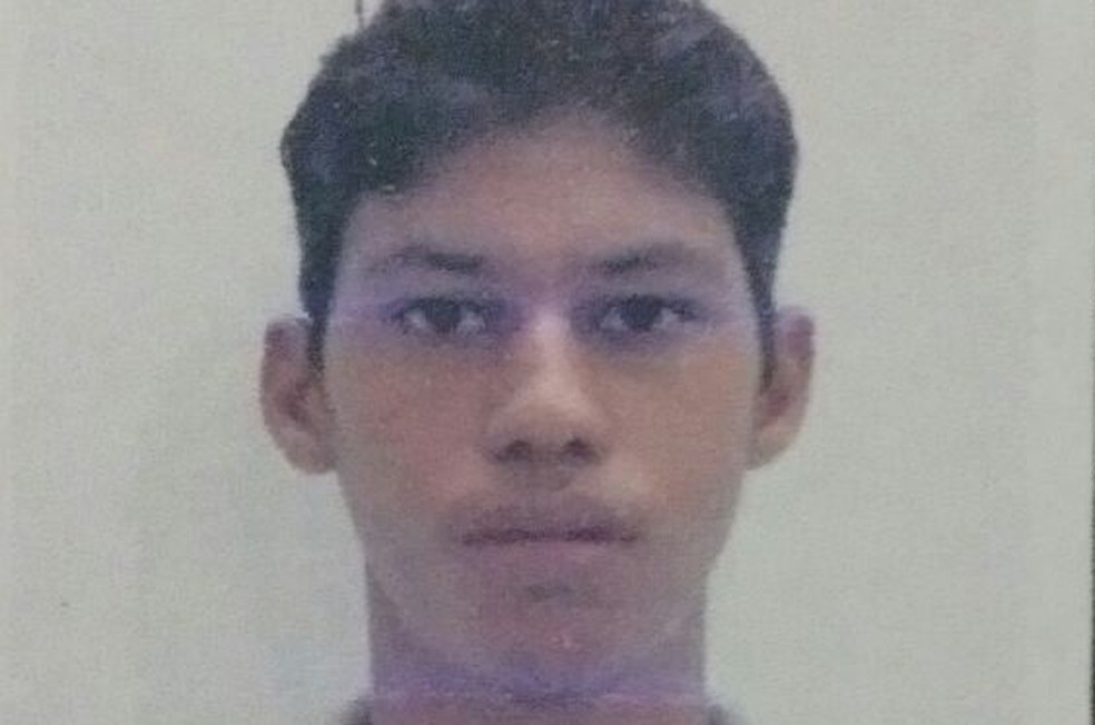 Jonatas dos Santos Silva, de 23 anos, morreu em acidente na AC-40, no Acre (Foto: Arquivo Pessoal)
