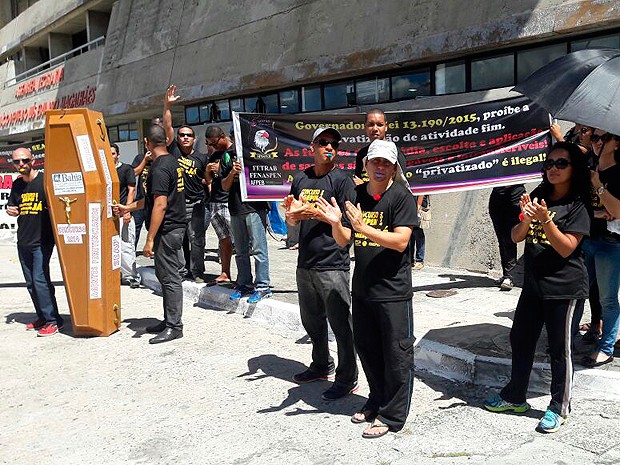 Agentes penitenciários fazem manifestação em frente à Assembleia Legislativa, no CAB, em Salvador (Foto: Reivon Pimentel/ Arquivo Pessoal)
