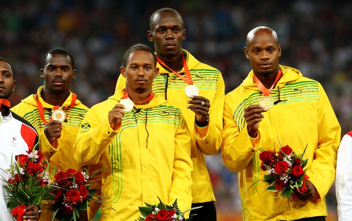 Nesta Carter, Michael Frater, Usain Bolt e Asafa Powell Jamaica Olimpíadas 2008 (Foto: Getty Images)