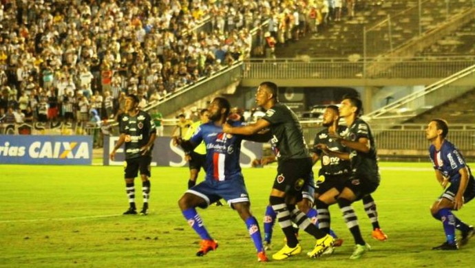 Botafogo-PB x América-RN  (Foto: Canindé Pereira/Divulgação)