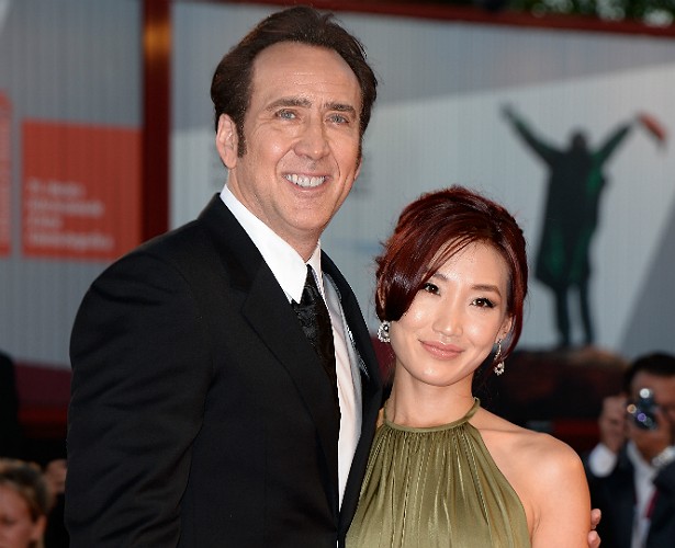 20 ANOS — Nicolas Cage, nascido em 7 de janeiro de 1964, está há mais de uma década casado com a ex-garçonete Alice Kim, de 1984. (Foto: Getty Images)