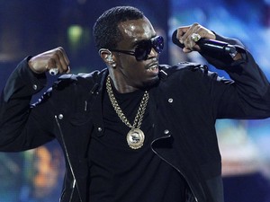 Sean 'Diddy' Combs também cantou no evento de música pop. (Foto: Mario Anzuoni/Reuters)