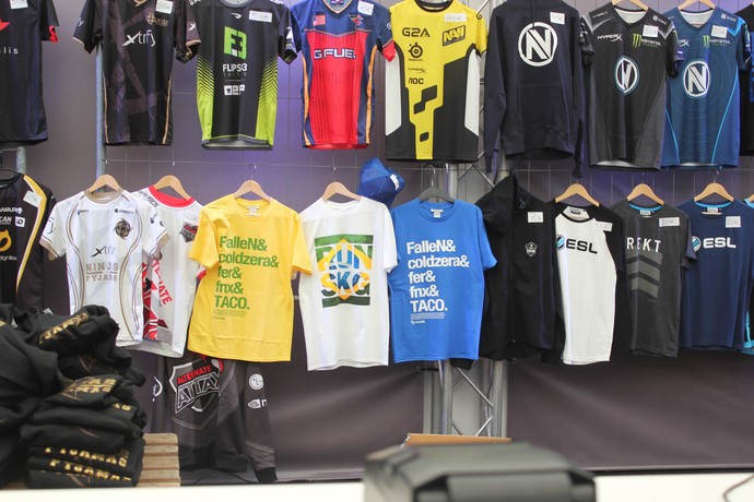 Merchandising ESL One CS:GO (Foto: Clicia Oliveira) Merchandising ESL One CS:GO (Foto: Clicia Oliveira)