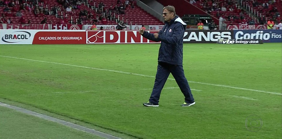 Waldemar Lemos criticou a arbitragem: 