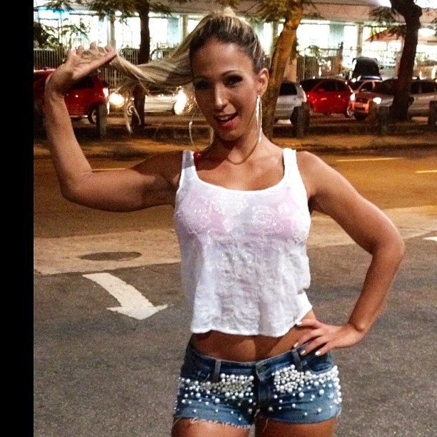 Valesca Popozuda no ensaio de rua do Salgueiro (Foto: Instagram)