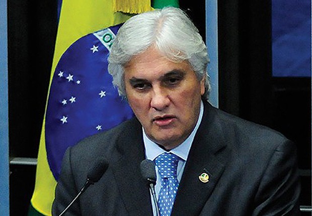O senador Delcídio do Amaral (MS) em sessão no Congresso (Foto: Agência Brasil/Arquivo)