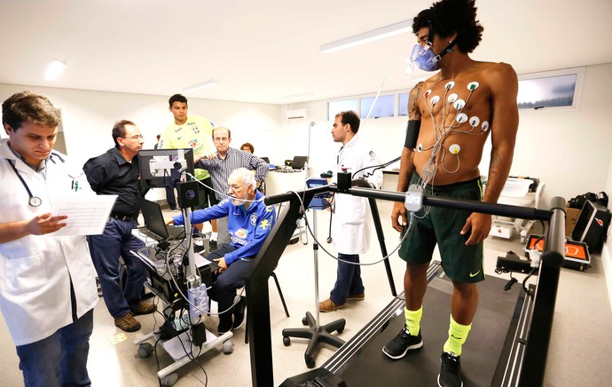 Dante Exames Seleção Brasileira (Foto: Rafael Ribeiro / CBF)