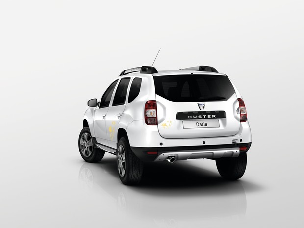 Auto Esporte Sandero E Duster Ganham Edi 231 245 Es Especiais