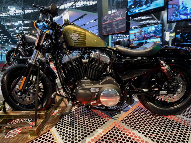 Novo modelo da Harley Forty-Eight (48) no estande da Harley-Davidson no Salão Duas Rodas 2015 (Foto: Flavio Moraes/G1)
