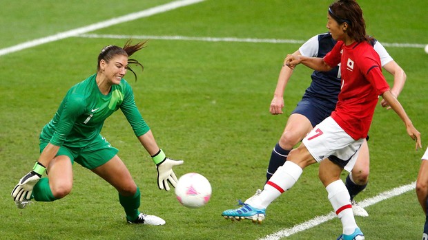 Hope Solo, EUA x Japão, Futebol Masculino (Foto: Agência Reuters) Hope Solo, EUA x Japão, Futebol Masculino (Foto: Agência Reuters)