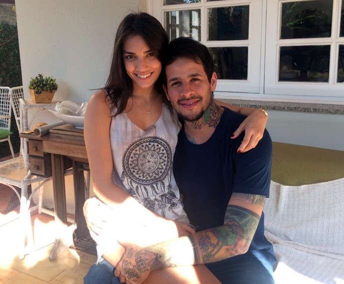 Ex Bbb Rafinha Reata Namoro Da Epoca Do Bbb8 E Se Declara Mulher Da Minha Vida Bastidores Gshow