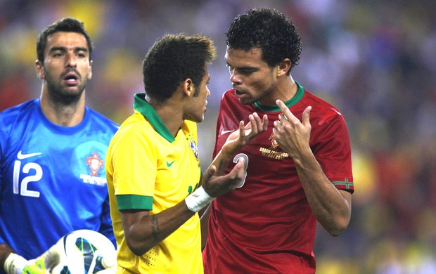 Neymar e Pepe Brasil e Portugal (Foto: Mowa press)