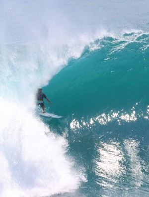 Kaká Campos Padang Padang surfe