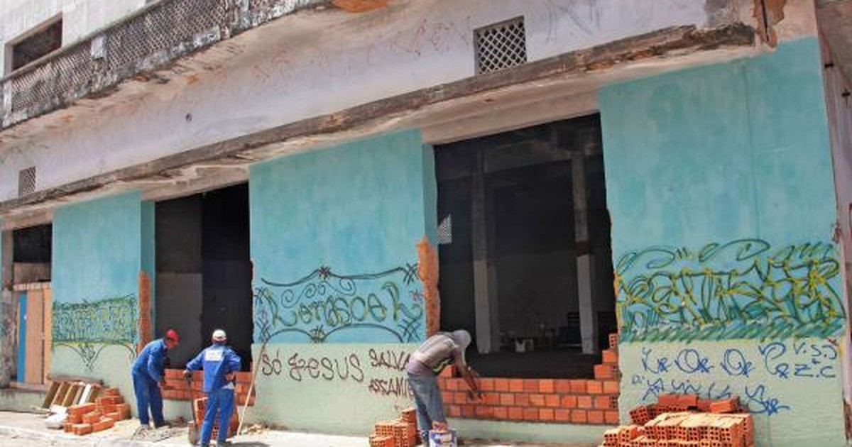 Operação retira 45 moradores de casarão abandonado em São Luís - Globo.com