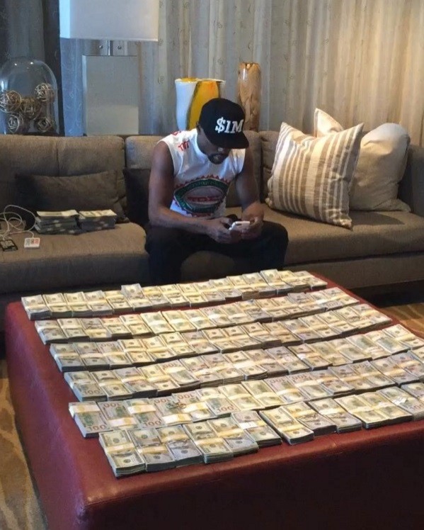 Mayweather e uma pequena parte da sua fortuna