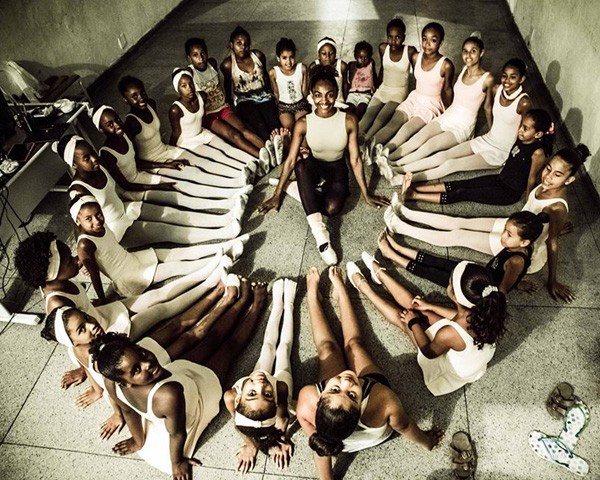 Mundo Bailarinístico - Blog de Ballet: Dança e Saúde - Pé de Bailarina -  Joanetes