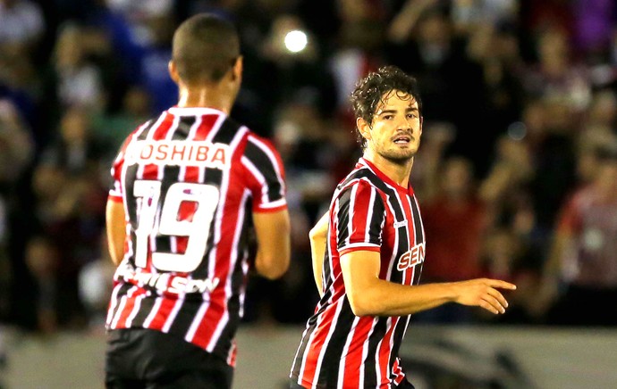 Alexandre Pato São Paulo e Bragantino (Foto: Celio Messias / Vipcomm) Alexandre Pato São Paulo e Bragantino (Foto: Celio Messias / Vipcomm)