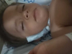 Menino está internado no Hospital Pequeno Príncipe, em Curitiba (Foto: Jake Moraes/Arquivo pessoal)