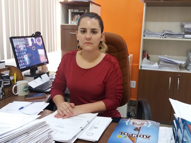 Delegada afirma que a maioria dos agressores são ex-companheiros e ex-maridos (Foto: Iryá Rodrigues/G1) Delegada afirma que a maioria dos agressores são ex-companheiros e ex-maridos (Foto: Iryá Rodrigues/G1)