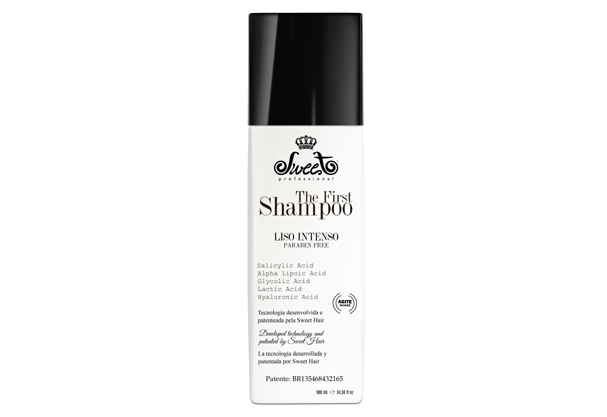 Alisamento capilar: Conheça o primeiro shampoo que alisa o