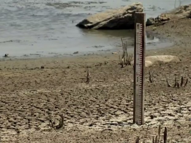 Além das consequências da seca, moradores também enfrentam golpistas (Foto: Reprodução/TV Verdes Mares)