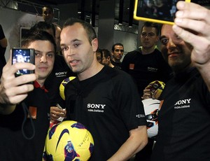Iniesta barcelona evento Sony (Foto: Ag&ecirc;ncia EFE)